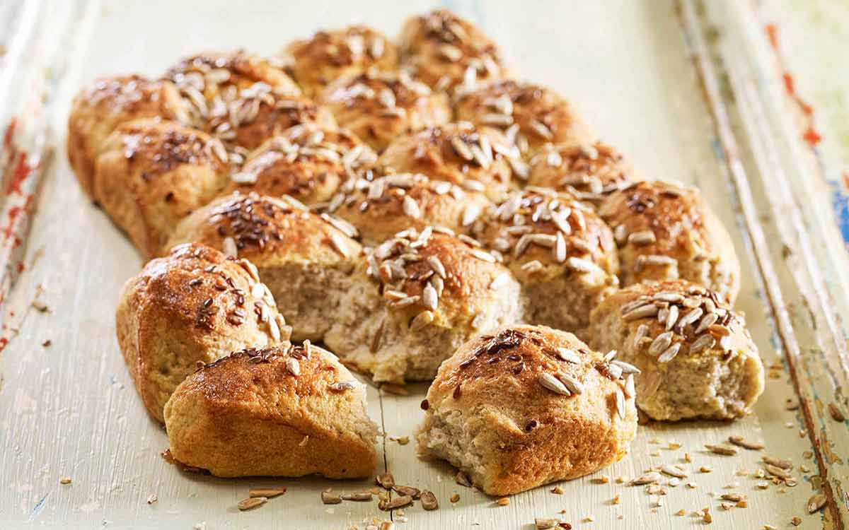 Sammenskjøvet glutenfritt brytebrød.