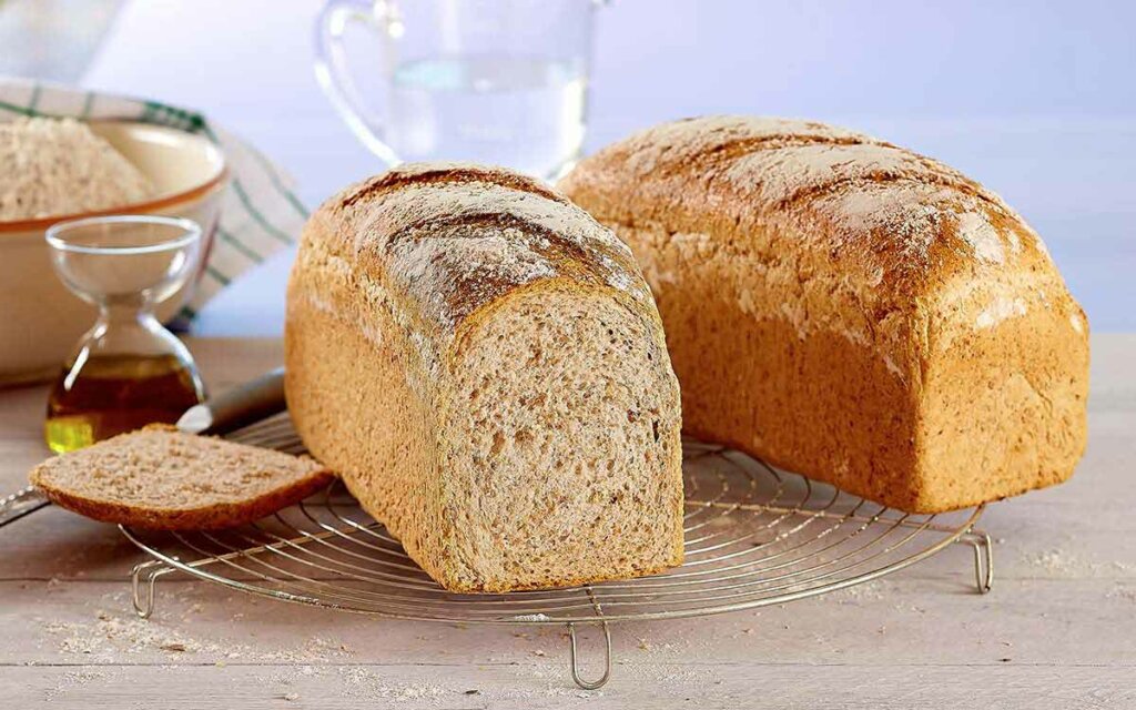 Nystekt glutenfritt matpakkebrød.