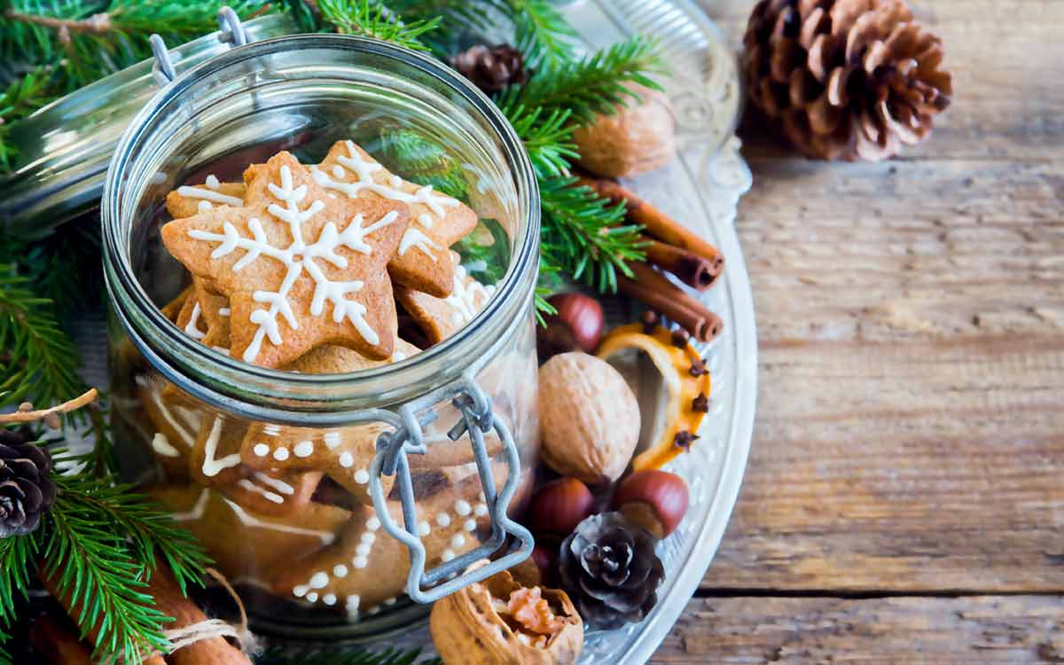 Holdbarhet på julekaker - pepperkaker i et norgesglass.