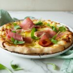 Pizza med spekeskinke
