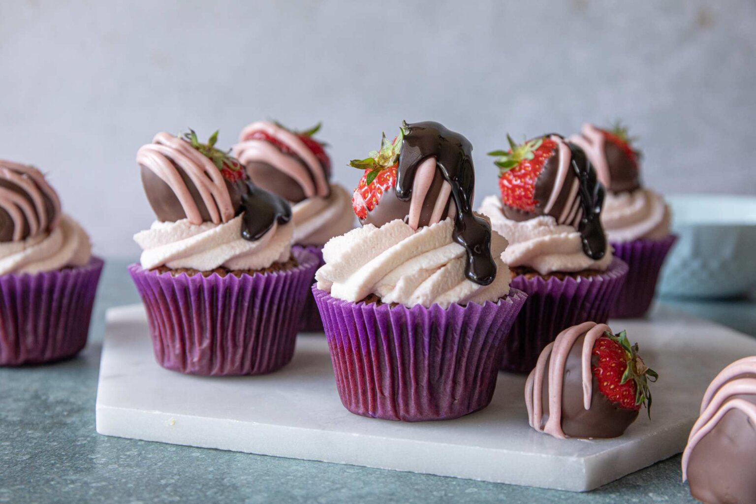 Sjokolade og kirsebær muffins Idun