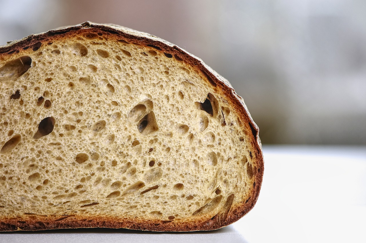 bread, baked, loaf-4183225.jpg